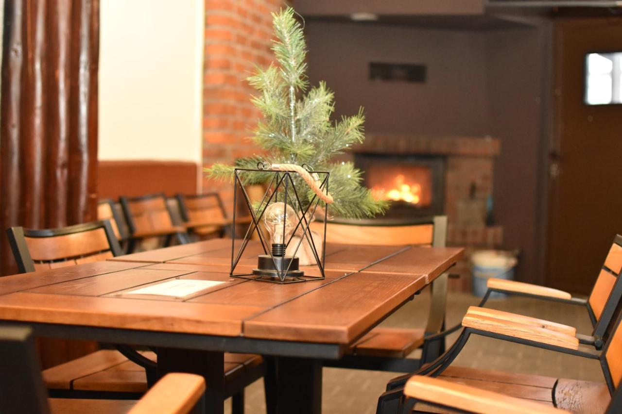 Hotel Dabrowiak Dąbrowa Górnicza 외부 사진